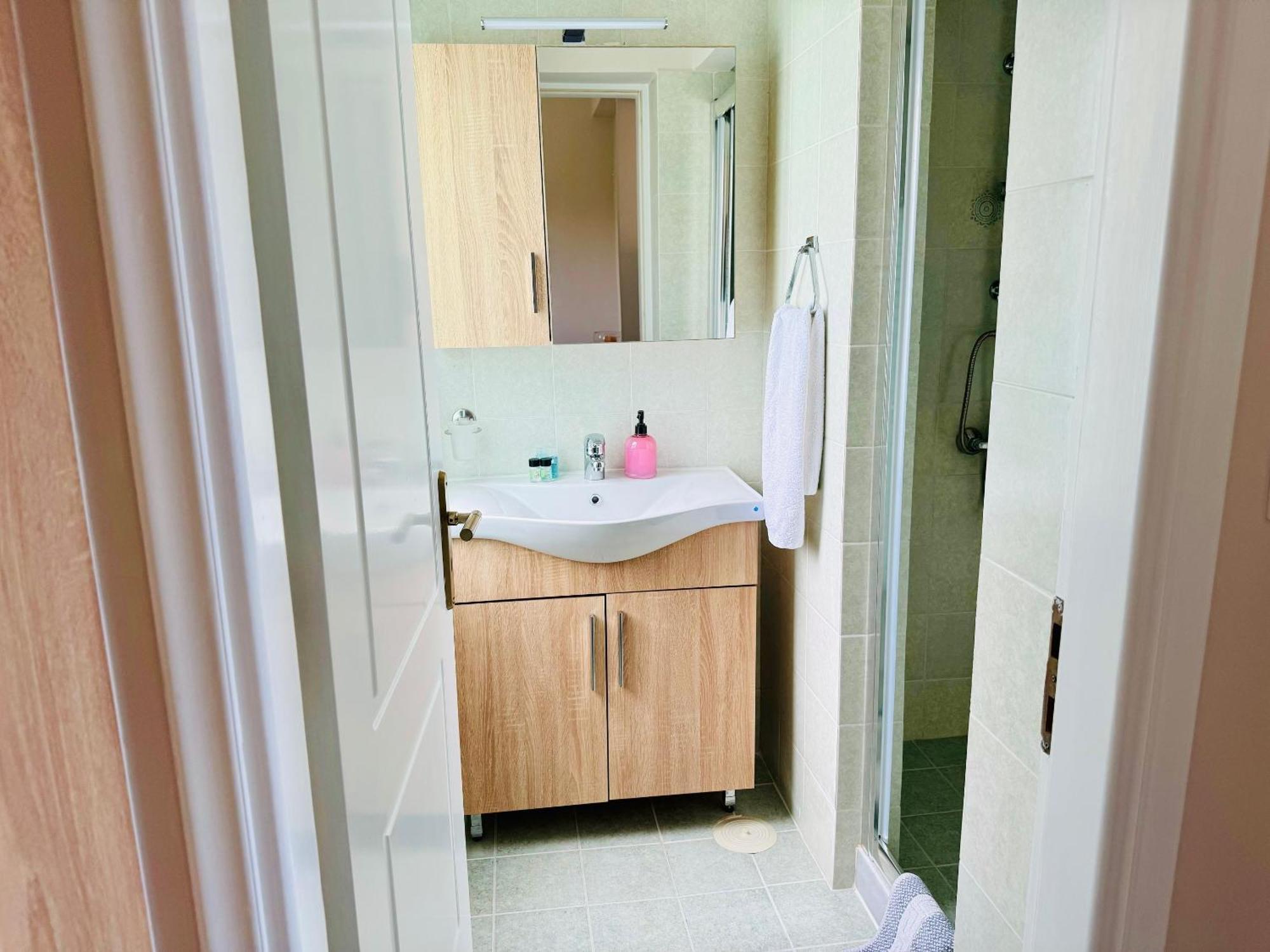 Sea Breeze Apartments Chios Monolia Экстерьер фото