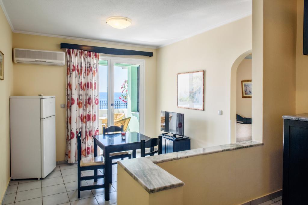 Sea Breeze Apartments Chios Monolia Экстерьер фото